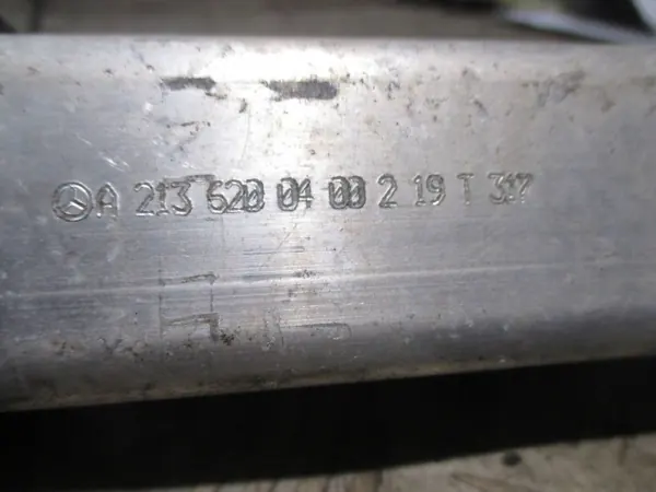 Mercedes-Benz E W238 Jäähdyttimen kiinnityspaneli OEM A2136200400 image 4