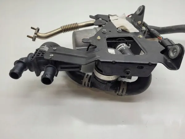 Webasto-lämmitin OEM JPLA-18K463-BA Range Rover Sport II:lle image 10