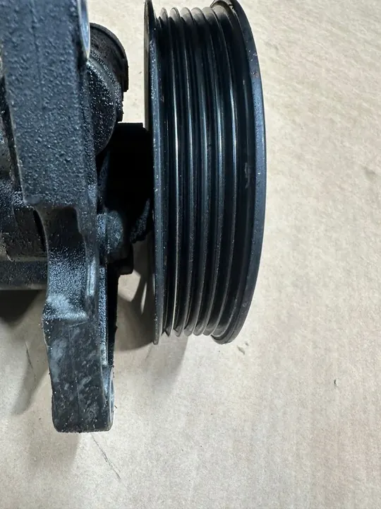 Servostyrningspump Mercedes SL R230 0024668601 image 6