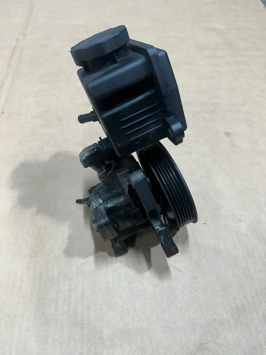 Servostyrningspump Mercedes SL R230 0024668601 image 7