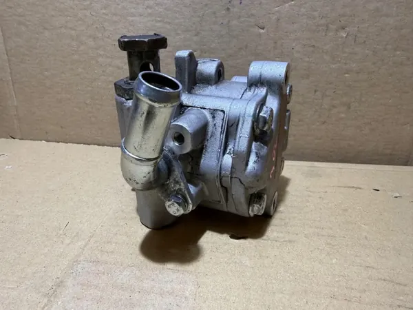 Audi Q7 4L 3.0 TDI ohjauspumppu OEM image 4
