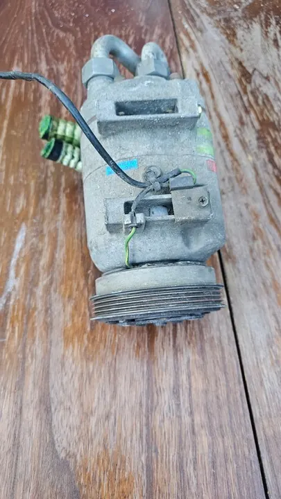 Compressore A/C VW PASSAT B5 KOMBI 1.9TDI 8D0260805D image 2