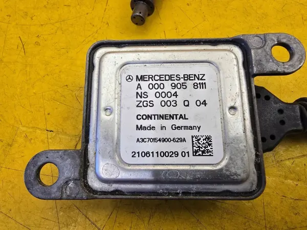 Mercedes NOX-sensor OEM A0009058111 för Vito W447 image 6