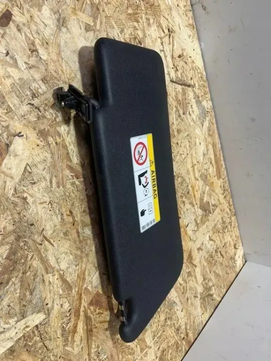 Mercedes-Benz GLE W167 Solskydd OEM A1678104100 image 2