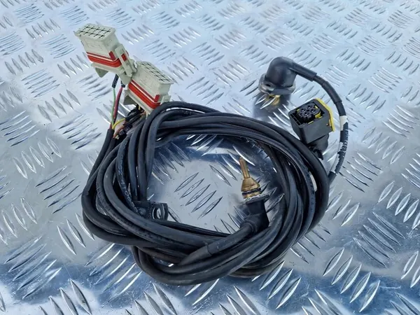Oil and Coolant Pressure Sensor Scania NTG Euro 6 image 2