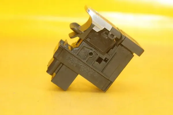 Handbremsenschalter-Taste Auto Hold VW Golf VII image 3