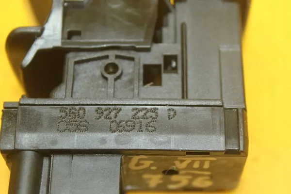 Handbremsenschalter-Taste Auto Hold VW Golf VII image 9