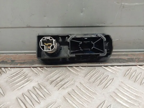 Encendedor salpicadero Ford Mustang VI 2016 OEM FR3B63045M70A image 5