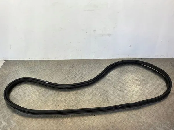 Joint de coffre Maserati Quattroporte 2018 image 5