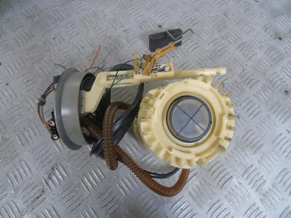 Bomba de combustível Volkswagen Golf III Passat B4 2.0 1H0919051AK image 2