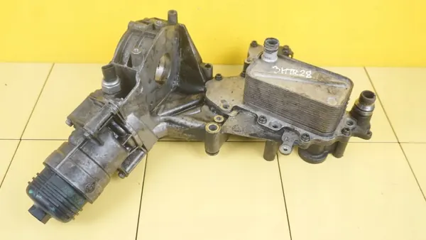 Oljefilterhus OEM 55578235 för Opel 2.0 CDTI image 2
