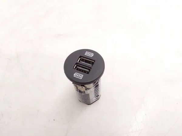 Prise USB Porsche OEM 971035252B - Occasion image 2