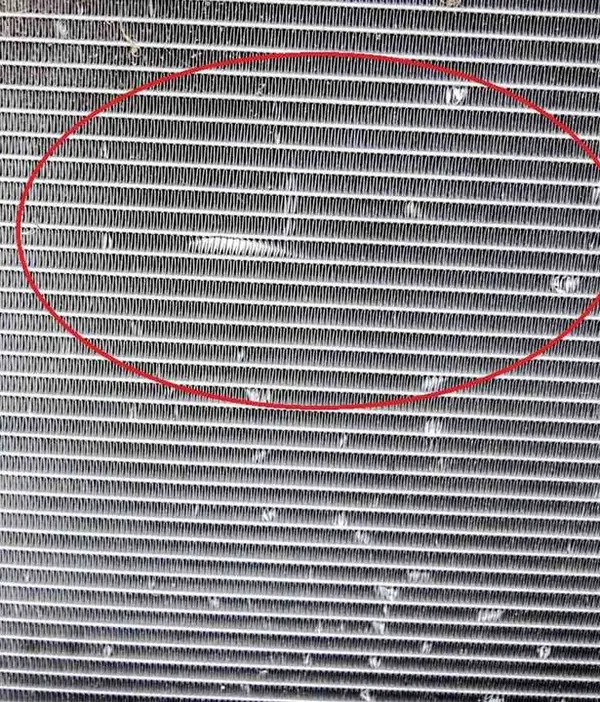 BMW X3 G01 2017 Kylmäainekondensaattori / A/C Radiatori OEM 9389411 image 4