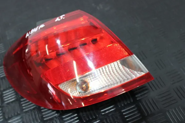 Linker achterlicht A2469068100 Mercedes B-Klasse W246 Lift image 3