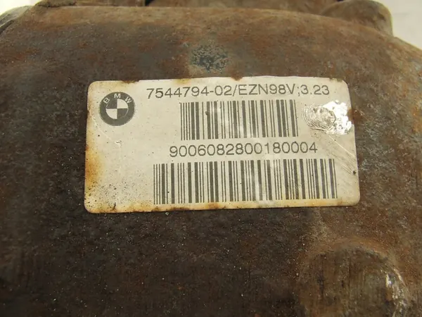 Différentiel arrière BMW E83 X3 3.0SD 3.23 OEM 7586018 image 4
