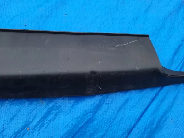 AUDI A4 B7 | Bakre stötfångardiffusor Kombi 8E0807521C image 4