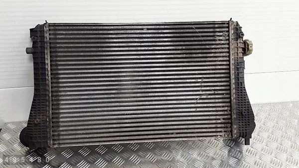 Radiador VW PASSAT VARIANT B6 1.9L diesel image 2