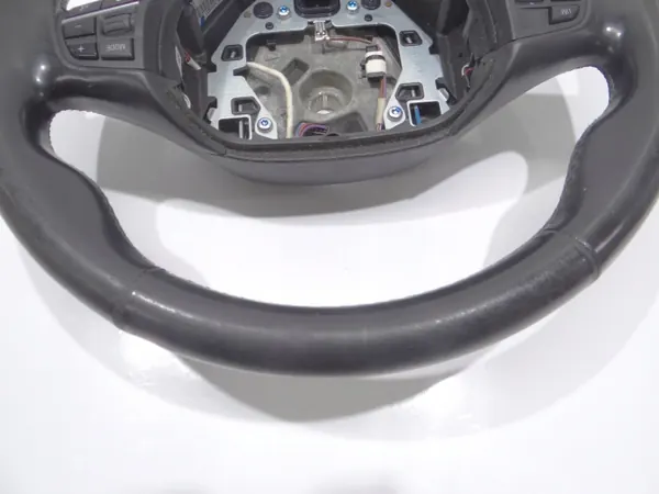 Volante BMW F10 M Package OEM 1 - Usado image 5