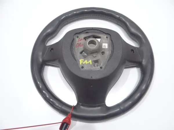 Volante BMW F10 M Package OEM 1 - Usado image 7