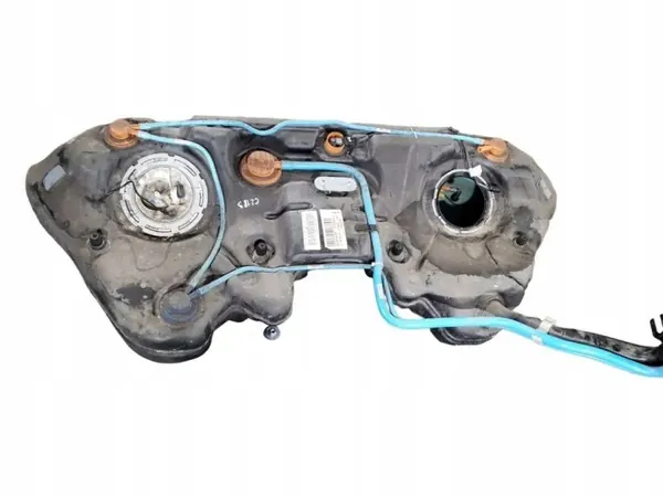 Tanque de combustível Mercedes-Benz OEM A2124704701 - Usado image 8