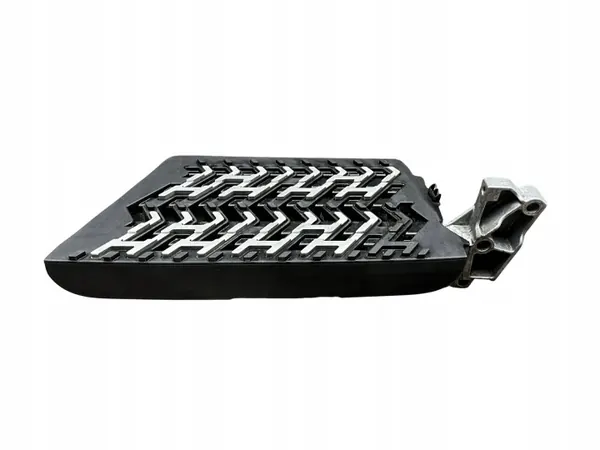 Escalón derecho Volvo FH5 OEM 84326006 - Usado image 2