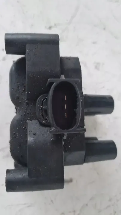 Bobina de Ignição Ford Fiesta 1.3 B Europa OEM 0221503490 image 3