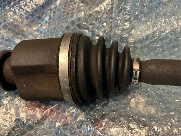 Höger halvaxel Renault OE 8200169377 Begagnad image 5