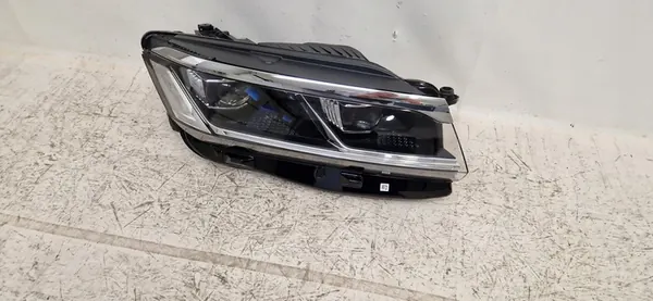 VW Touareg III 3 761 Full LED Farol Direito 2018-2023 image 3