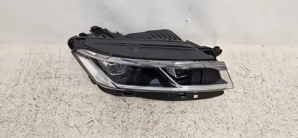 VW Touareg III 3 761 Full LED Farol Direito 2018-2023 image 4