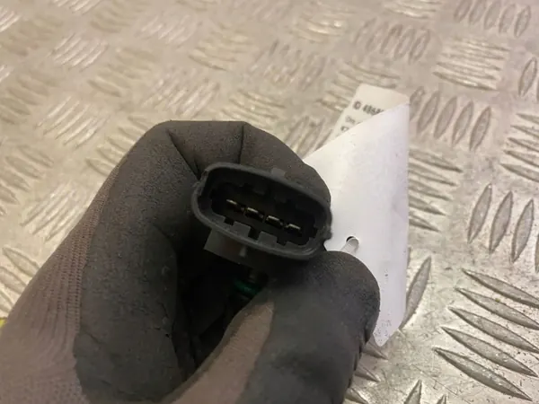 Volvo XC90 2018 Lufttryckssensor OEM 31405341 image 3
