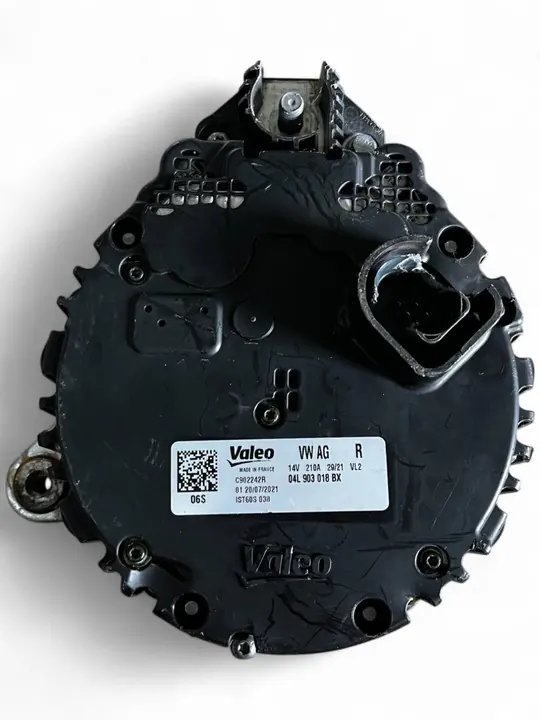 AUDI A6 C8 Vaihtovirtageneraattori 04L903018BXC image 3