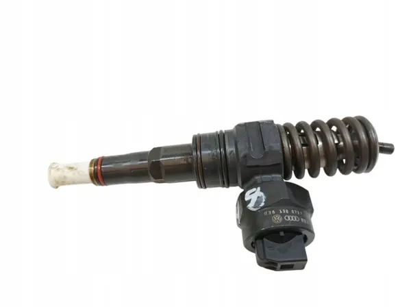 Spolarpump OEM 038130073F för VW Golf IV 1.9 TDI image 2