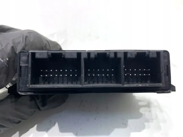 OEM 8E0919283D PDC-module voor Audi A4 B7 2004-2008 image 3