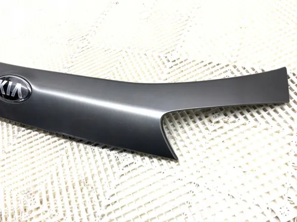 OEM LORK-1561-58622 Garniture Hayon Kia Carens image 4