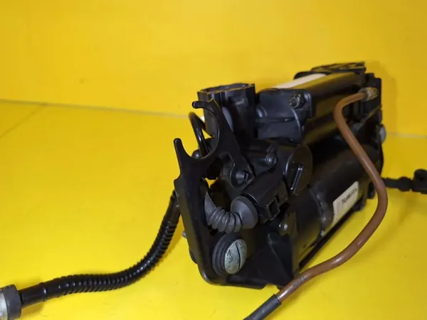 Compressore Sospensione VW Touareg 7L0698007A image 2