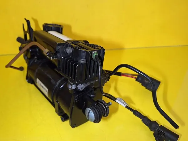 Compressore Sospensione VW Touareg 7L0698007A image 9