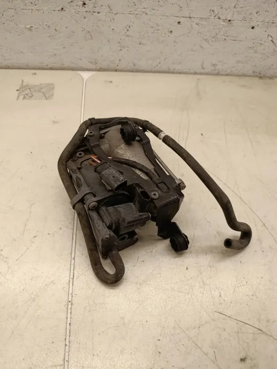 Mercedes-Benz A2133200104 Luchtveringcompressor image 3