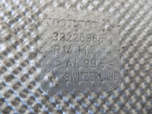 Volvo XC90 II T8 Hinterer Hitzeschild OEM 32226306 image 4