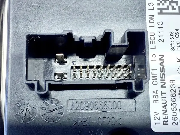 Módulo Convertidor LED OEM 260556623R para Renault Nissan image 3