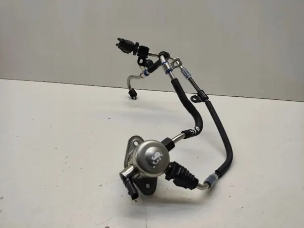 Pompe à carburant haute pression OEM 3532607250 pour KIA Stonic image 2