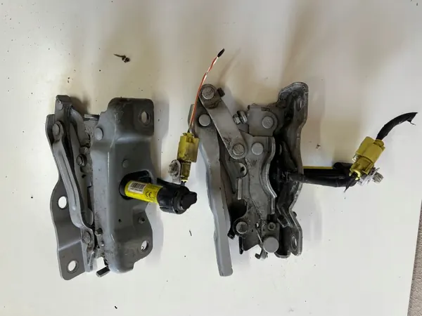 Kit de charnières OEM AC BRAJPOL pour Hyundai Tucson 2015-2021 image 2