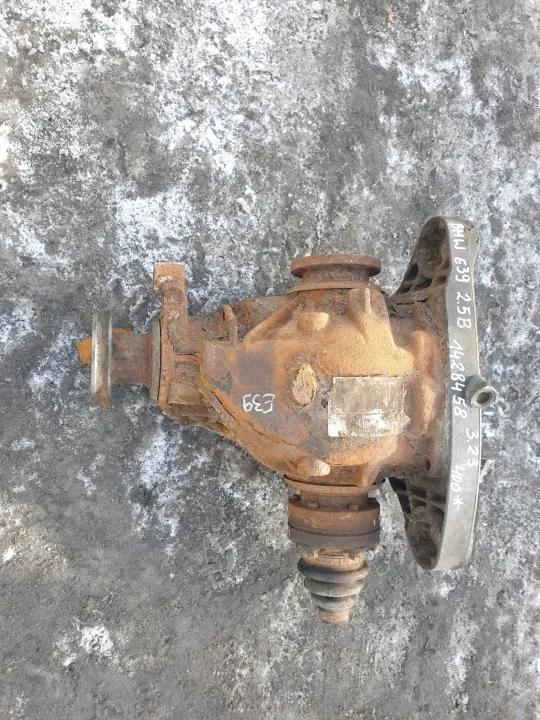 Achterdifferentieel OEM 1428458 3.23 voor BMW E39 2.5 Benzine image 3