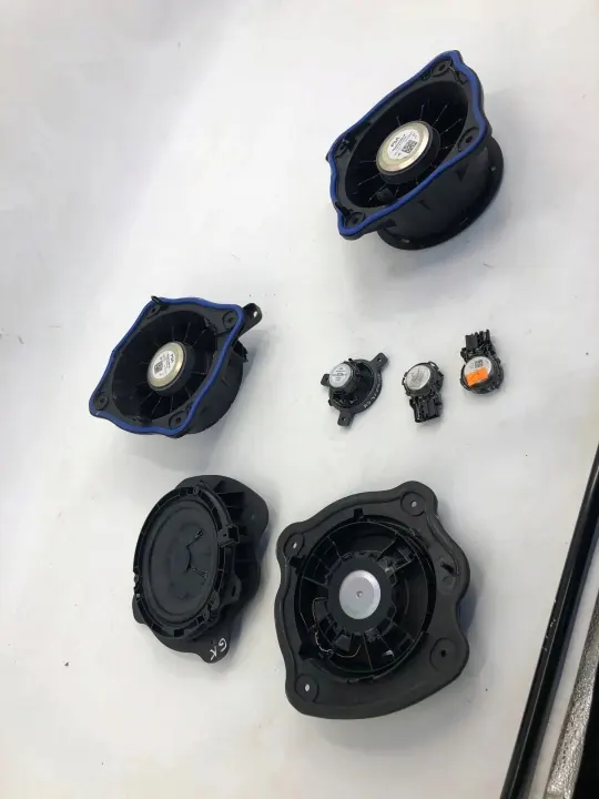 Système audio OEM 9830932280 pour Citroën C4 X image 2