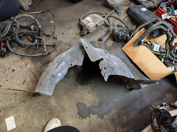 OEM 9631016280 Etu Oikea Pyöränkaari Peugeot 206 image 5