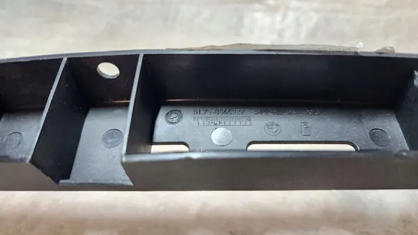 Bandeau de cache moteur OEM 51758044389 pour BMW 3 E92 image 3