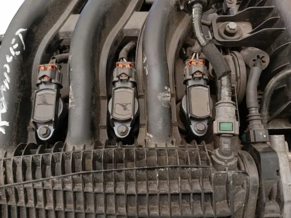 OEM HMZ HM01 Moottori Peugeot 208 1.2 VTi 82hv image 7