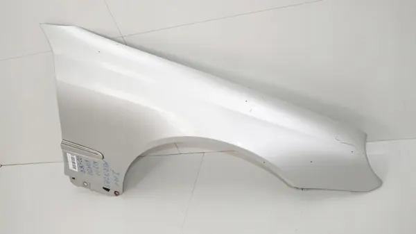 Aile avant droite OEM 360185995 Mercedes W211 image 3