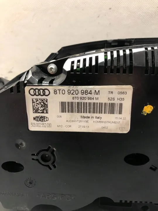 Compteur Audi A5 8T OEM 8T0920984M - D'occasion image 4