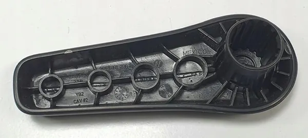Seat Adjustment Handle VW New Beetle II 5C6881236 image 3