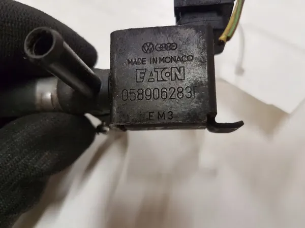 Válvula de vácuo OEM 058906283F para VW Audi Seat 1.8T image 7